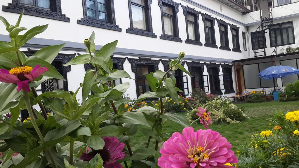 Hotel Heranya Katmandu Eksteriør bilde