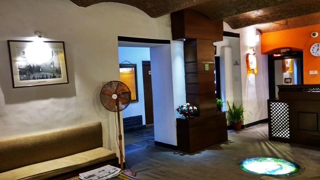 Hotel Heranya Katmandu Eksteriør bilde
