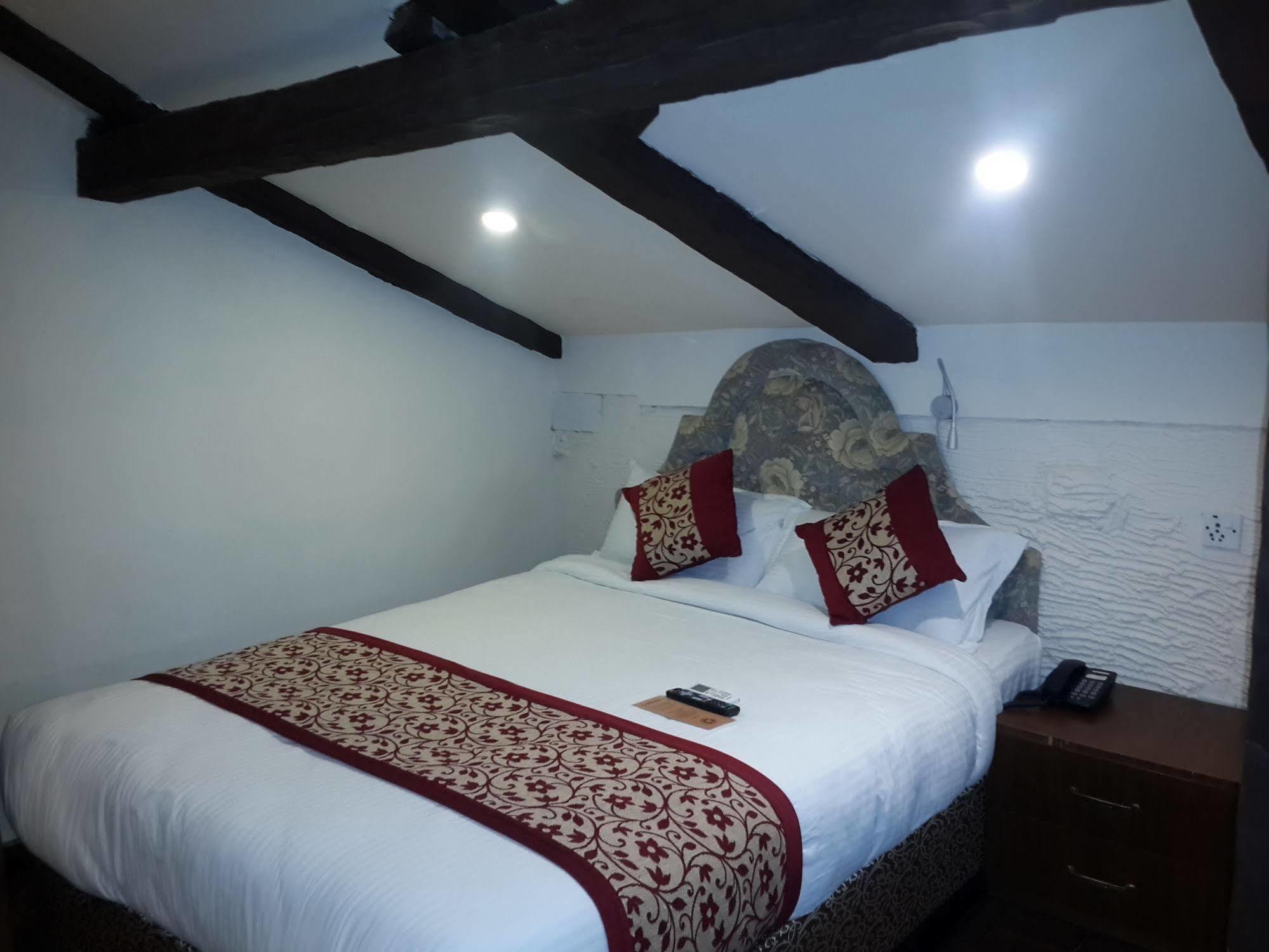 Hotel Heranya Katmandu Eksteriør bilde