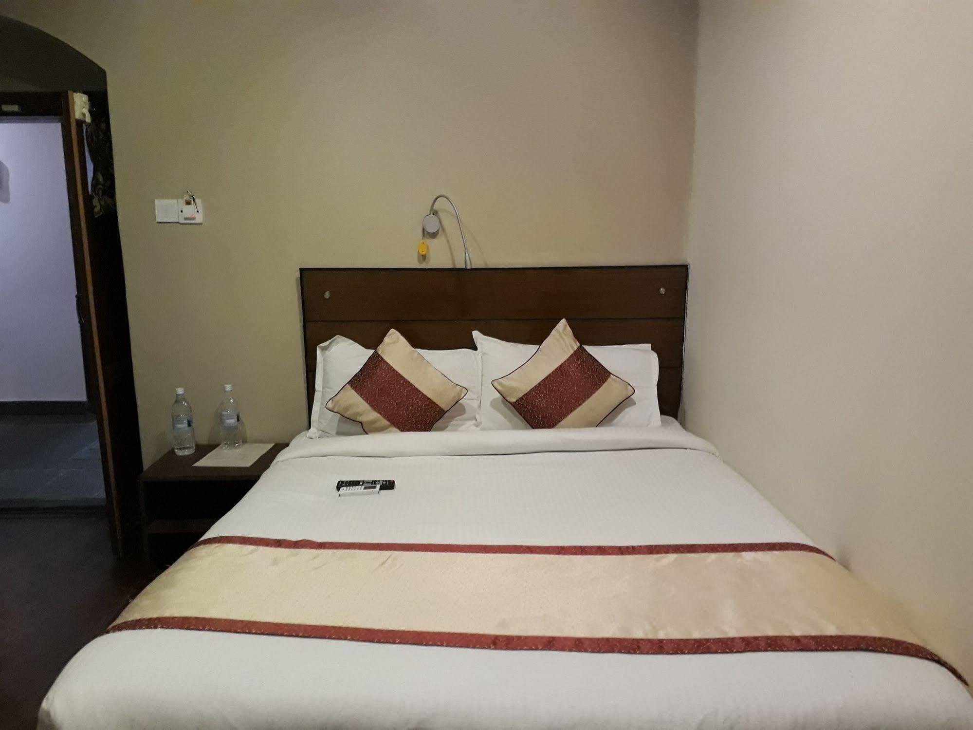 Hotel Heranya Katmandu Eksteriør bilde